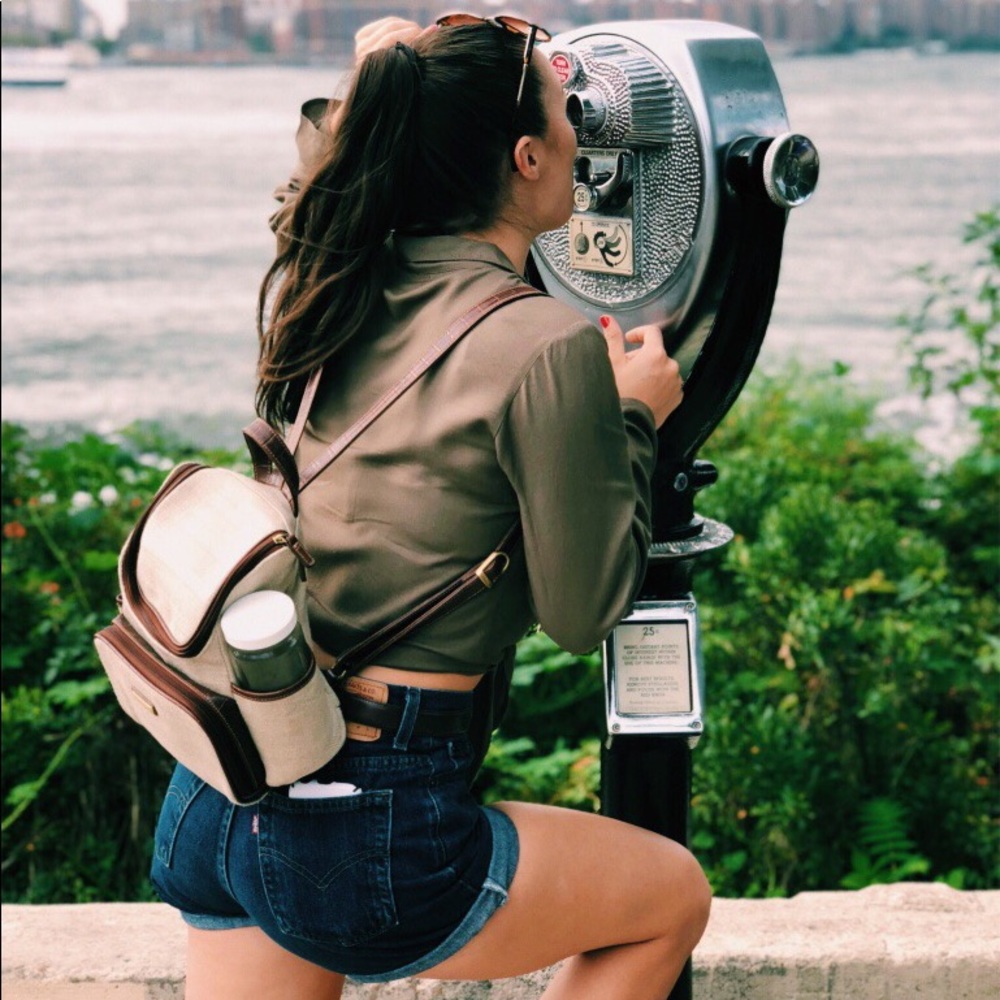 Meet your Posher, Cat